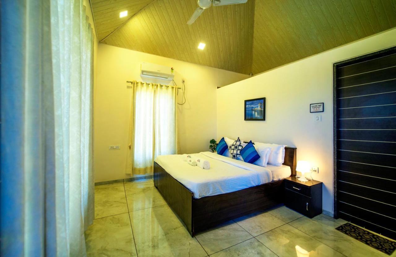 Spicy Mango Villa Insam - Hill View Villa In Карджат Екстериор снимка
